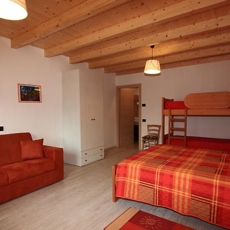 Agriturismo Val Codera Verceia الغرفة الصورة